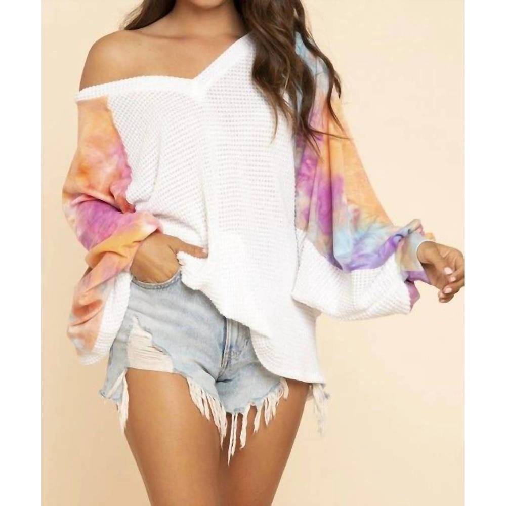 NEW BLUE BUTTERCUP tie dye puff sleeve top in white with tie-die